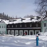 Dzban Hotel Jindrichov