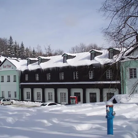 Dzban ホテル Jindřichov