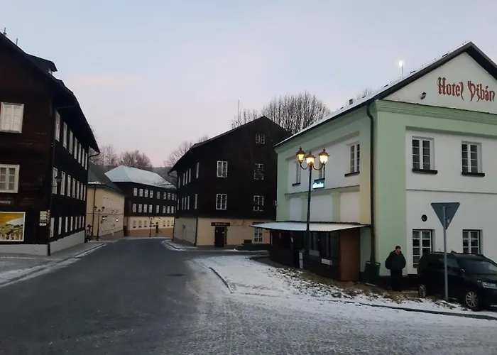 Dzban Hotel